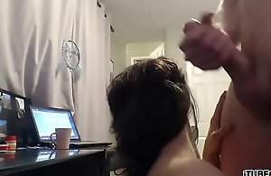 Girlfriend shows exceeding webcam how she
