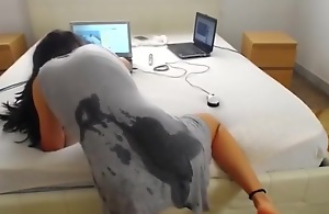 She pain in the neck fucked herself to bed