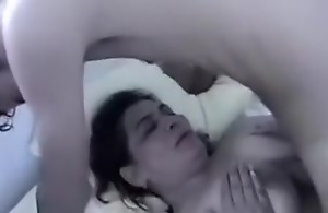 Mature and chubby Turkish wife fucking a peachy guy