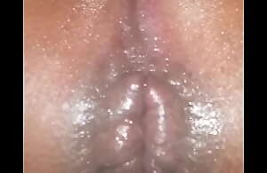 Big juicy pest lips pushing gapping anal